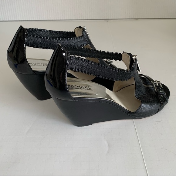 Michael Kors Black Leather Peep Toe Wedge- Sz 10 M - Picture 4 of 14
